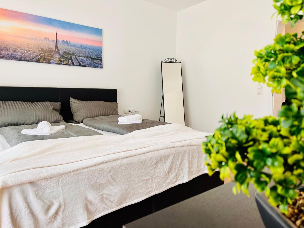 Idyllische Mit Balkon&ausblick Apartment *